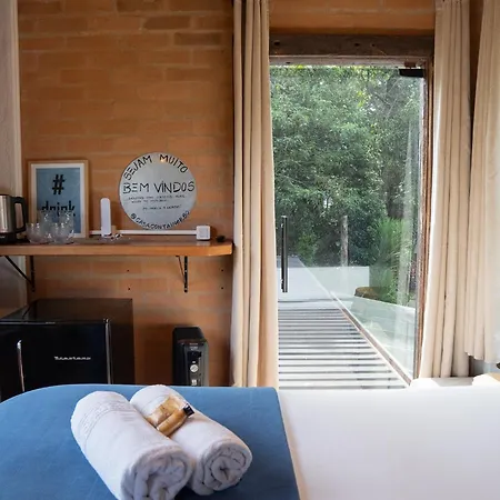 Hotel Casa Container 80 Campos do Jordão Habitación foto